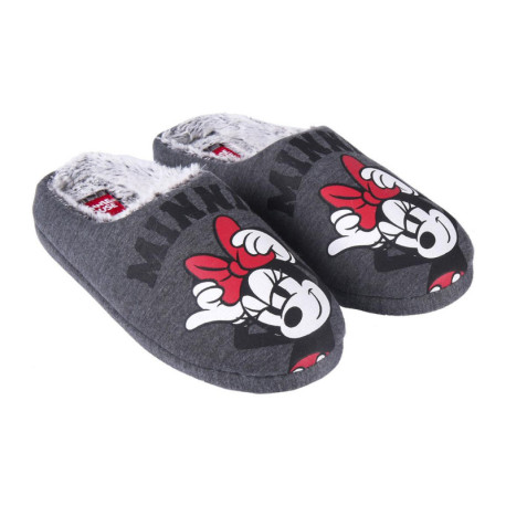 Zapatillas Casa Minnie Disney por 19,90€ lafrikileria.com