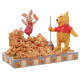 Figura de Pooh e Piglet Enesco no outono