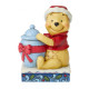 Figura Enesco Winnie The Pooh en Navidad