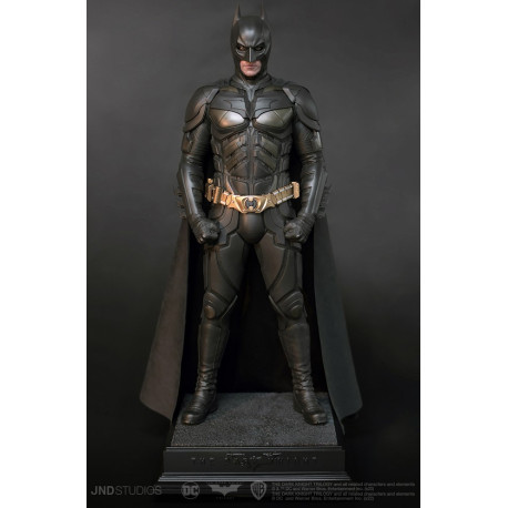 FIGURA HMS DC COMICS BATMAN EL CABALLERO OSCURO CHRISTIAN BALE