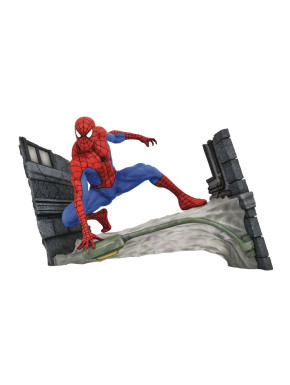 Figura Marvel Spider-Man Webbing Diorama