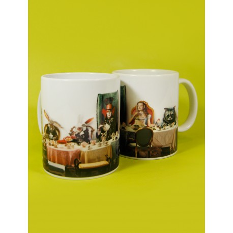 Taza Alicia Characters