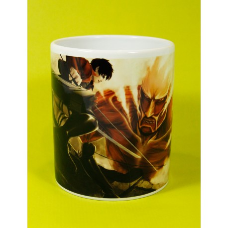 Taza Attack on Titan Colosal