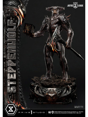 Figura Zack Snyder'S Justice League Museum Masterline 1/3 Steppenwolf 102 Cm