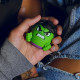 Mini Altavoz Bitty Boomers Hulk 5 cm: Potente y Compacto