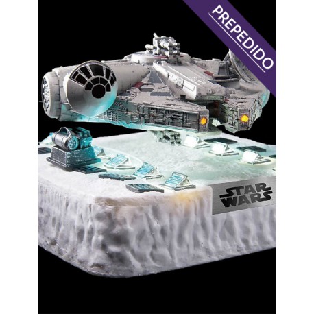 Figure floating Millennium Falcon Egg Attack Millenium Falcon