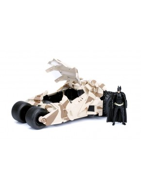 Batman The Dark Knight Vehículo 1/24 2008 Batmobile Camo con Figura
