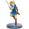 Link Breath of the Wild Figurine 25 cm