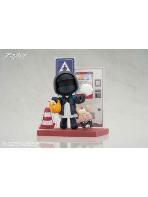 Arknights Estatua PVC Mini Series Will You be Having the Dessert? Doctor 10 cm