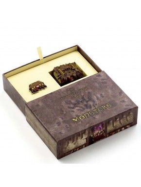 Caja de regalo de llavero y pin de libro de monstruos