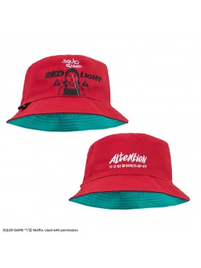 Bucket Hat roja, luz verde - Squid Game