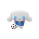 Figura POP! Vinyl Hello Kitty Cinnamoroll con balón de fútbol.