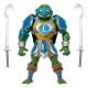 Figura de Leonardo MOTU x TMNT con armadura y espadas.