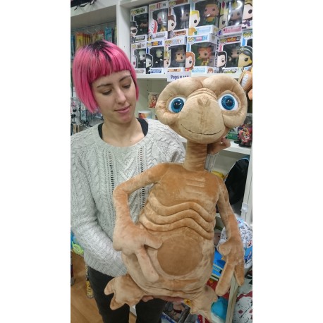 Le géant de l'ours en peluche ET