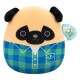 Pelúcia Pug marrom com camisa de flanela verde e azul