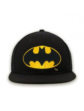 Gorra negra con logo de Batman en amarillo