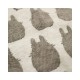 Serviette en tissu avec silhouette de Totoro en gris