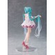 Estatua de Hatsune Miku versión Rapunzel en tonos pastel