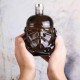 Garrafa de vidrio con diseño de casco Stormtrooper negro