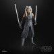 Figurine Ahsoka Tano Black Series avec sabres laser.