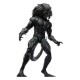 Figura de Daimon Hellstrom con tridente dorado.