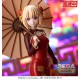 Statue de Chisato Nishikigi en style chinois avec un parasol.