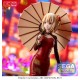 Statue de Chisato Nishikigi en style chinois avec un parasol.