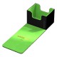 Caja de mazo Magic: The Gathering con ilustraciones verdes y rosas.