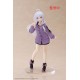 Figurine Elaina en robe tricot violette