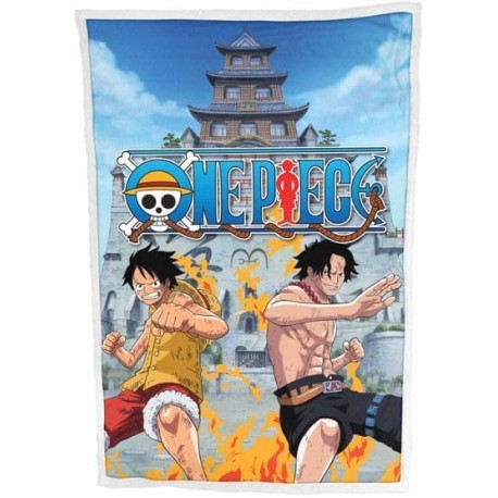 Manta polar One Piece con personajes y logo