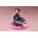 Figura de Marin Kitagawa em vestido preto com base rosa