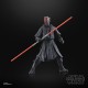Figurine de Darth Maul avec sabre laser.