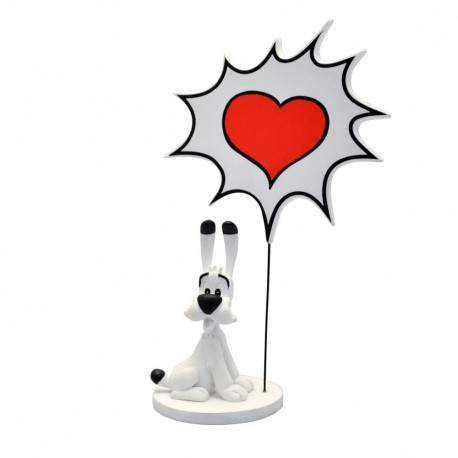 Estatua de resina de Idéfix con cartel de corazón.