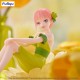 Statue PVC d'Ichika Nakano dans une fleur jaune