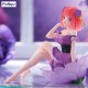 Estátua de Nino Nakano de PVC em vestido violeta
