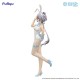 Estátua PVC Luo Tian Yi com traje branco e detalhes azuis