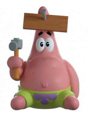 Figura de vinilo de Patrick con clavo en la cabeza
