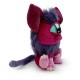 Peluche Vorg de Invincible, color morado y fucsia.