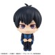 Estatua PVC de Yoichi Isagi de Blue Lock en posición sentada
