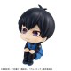 Estatua PVC de Yoichi Isagi de Blue Lock en posición sentada