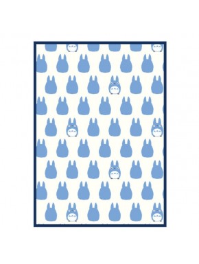 Manta Mi Vecino Totoro con siluetas azules