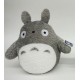 Peluche gris de Totoro, personaje de Mi vecino Totoro