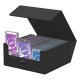 Caja Ultimate Guard Treasurehive 90+ negra abierta.