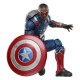 Figurine Captain America avec ailes et bouclier