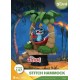 Diorama de Stitch en hamaca entre palmeras