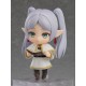 Figura Nendoroid de Frieren com bastão e livro.
