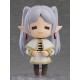 Figura Nendoroid de Frieren com bastão e livro.