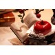 Estatua LIMEPIE Series Reverse con manzana y libros