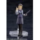 Figura de Virginia Earthcline em traje azul e branco de combate