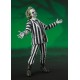 Figura articulada de Beetlejuice com terno listrado e acessórios.